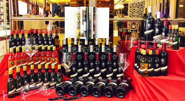 進(jìn)口紅酒加盟店應(yīng)該怎么經(jīng)營? 進(jìn)口紅酒加盟店應(yīng)該怎么經(jīng)營?